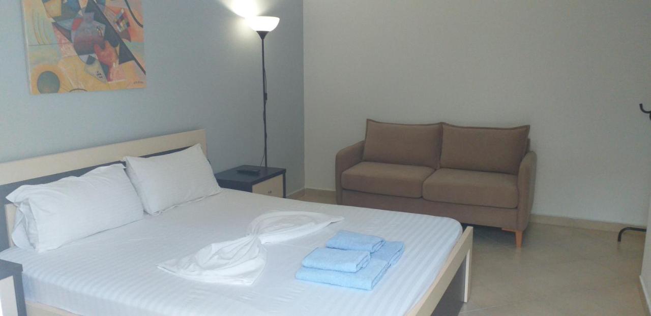 Guest House Solive Himare Luaran gambar