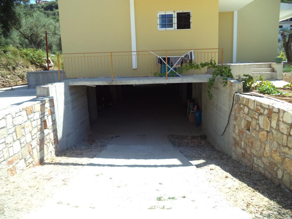 Guest House Solive Himare Luaran gambar