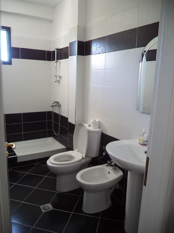 Guest House Solive Himare Luaran gambar